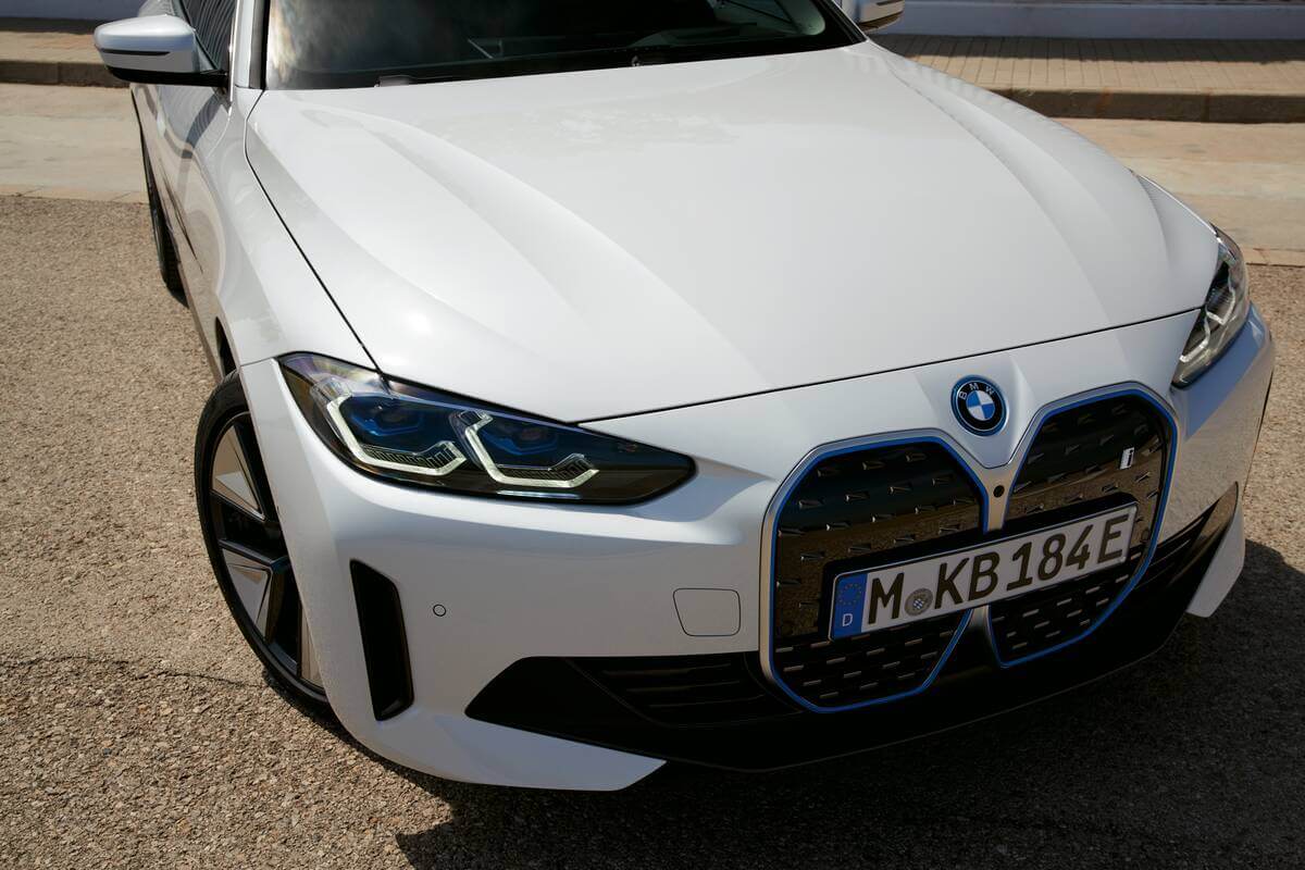 BMW i4 Business Lease - Holmgrens Bil